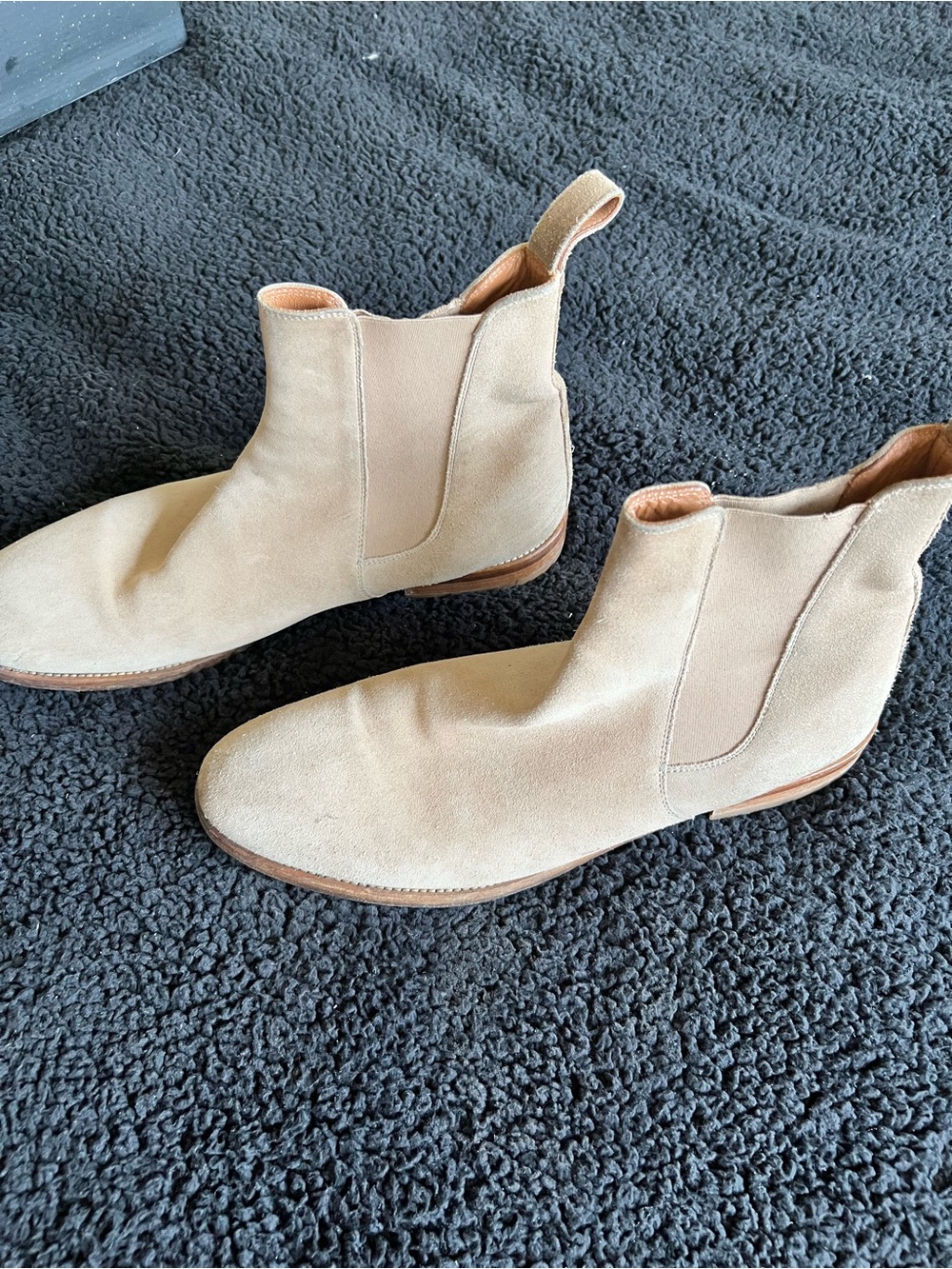 Men's Suede Chelsea Boots in Light Tan